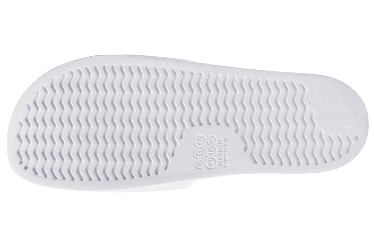 Reebok classic slide