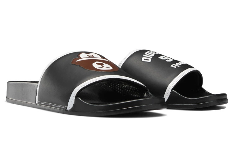 OIOI x Reebok classic slide