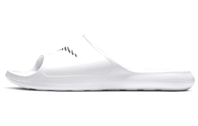Nike Victori One
