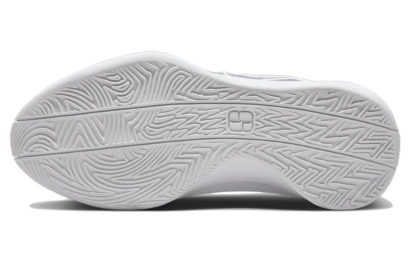 Nike Sabrina 1