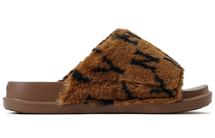 MLB Chunky Mound Fur Monogram
