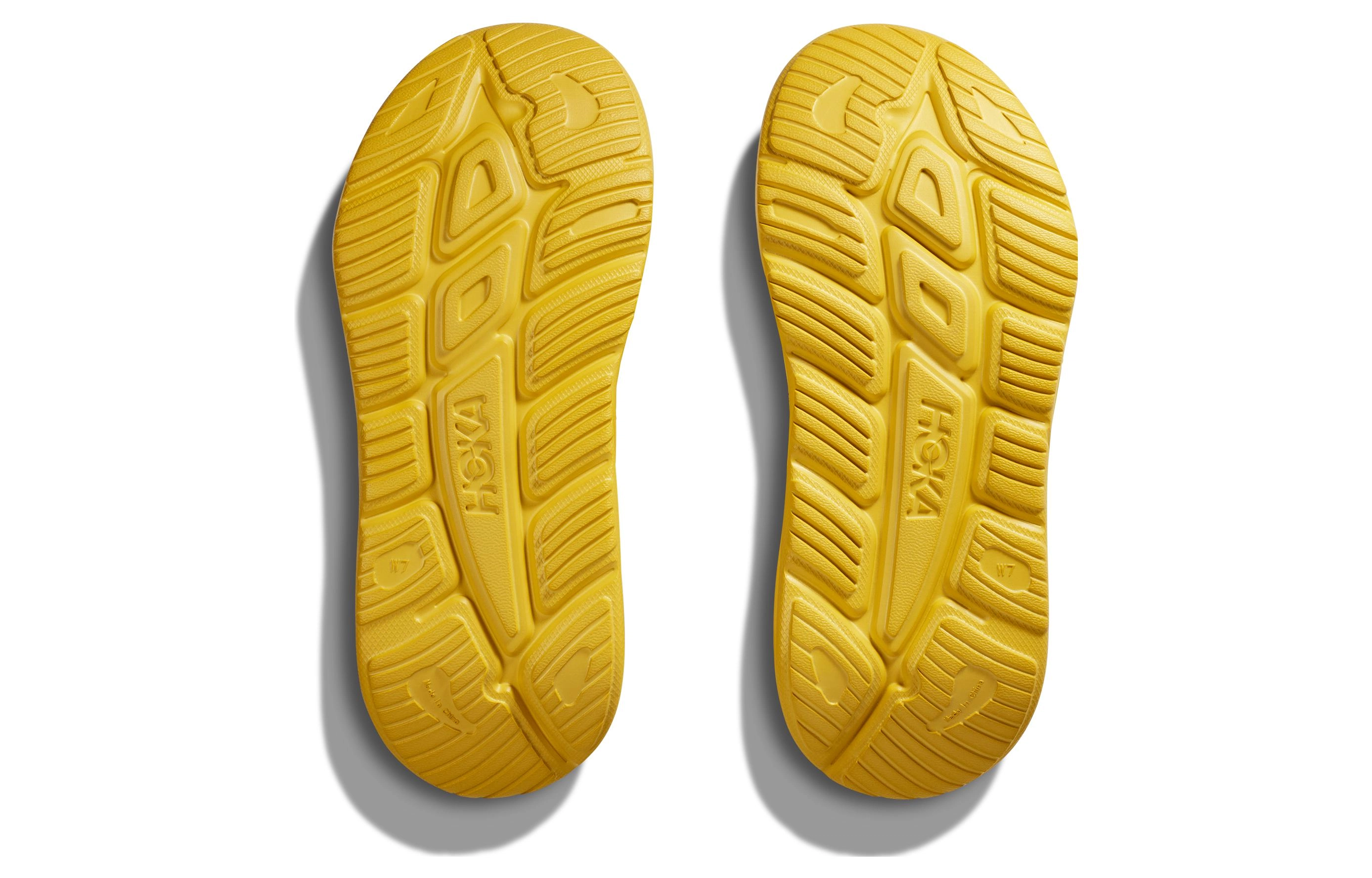 HOKA ONE ONE