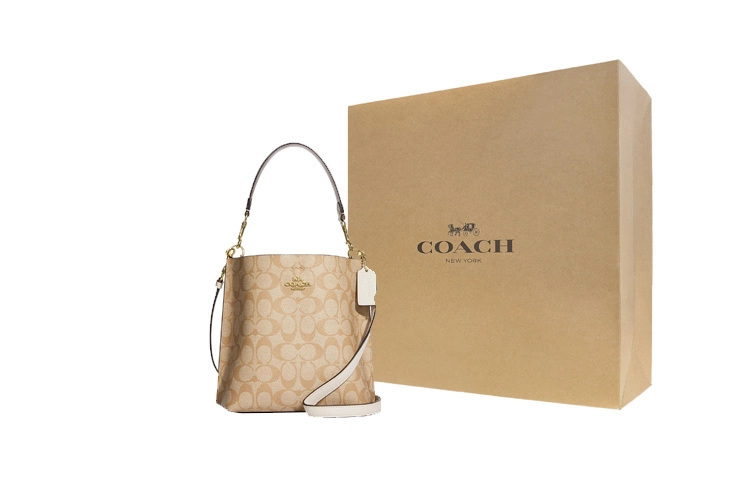 COACH Mollie Logo