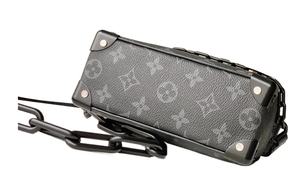 LOUIS VUITTON SOFT TRUNK