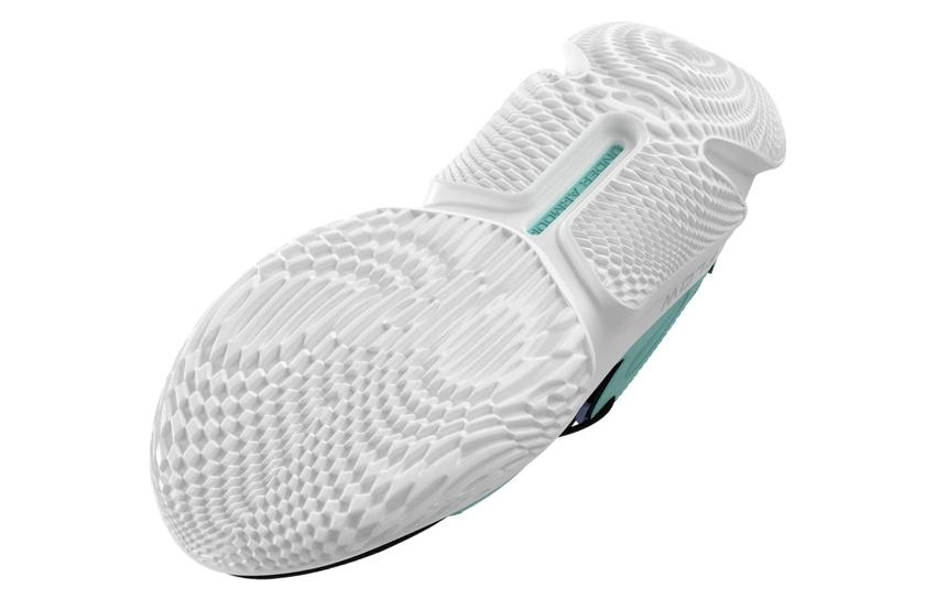 Under Armour Flow Breakthru