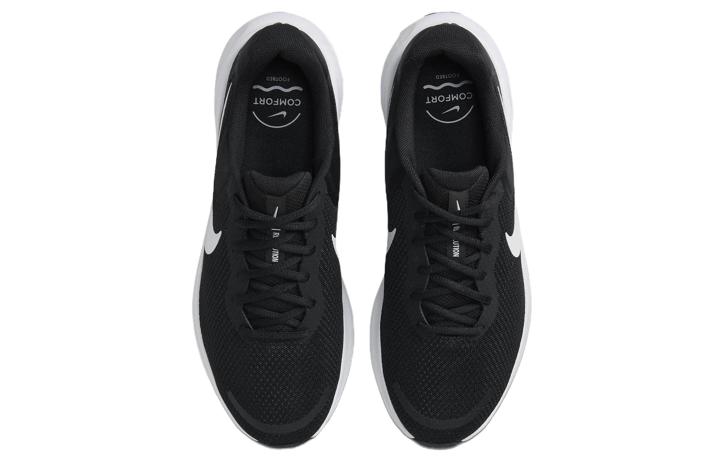 Nike REVOLUTION 7