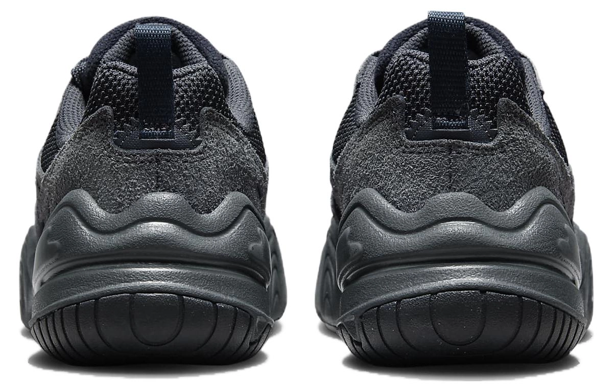 Nike Tech Hera