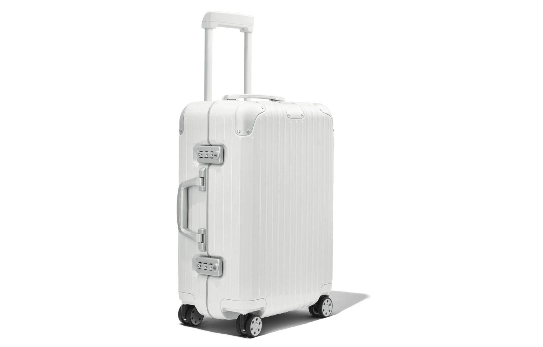 RIMOWA HYBRID Cabin 37L 21