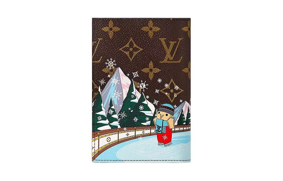 LOUIS VUITTON Passport Cover Monogram