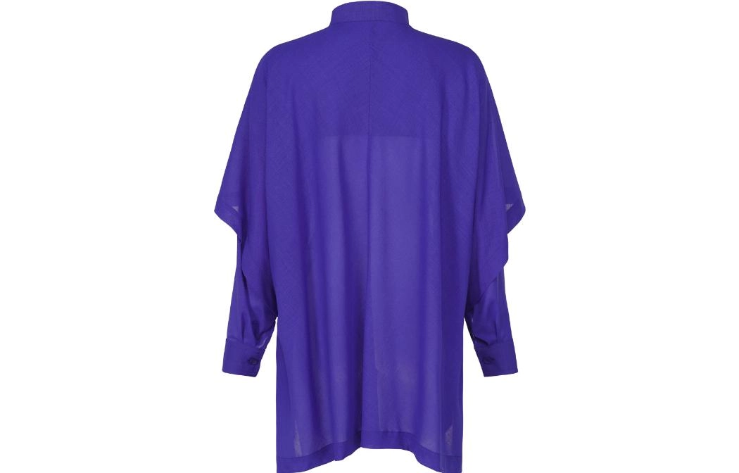 ISSEY MIYAKE SQUARE OVER