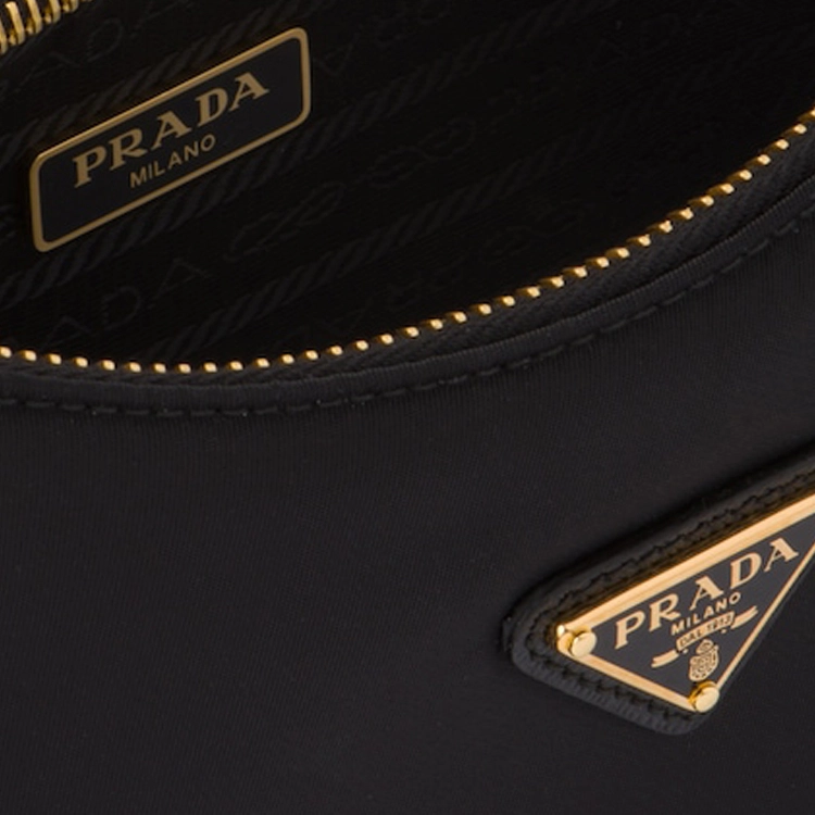 PRADA Re-Edition 2005