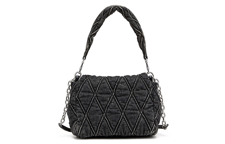 DIESEL Charm-D