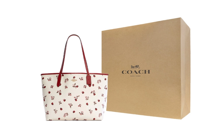 COACH City 33 Logo Tote