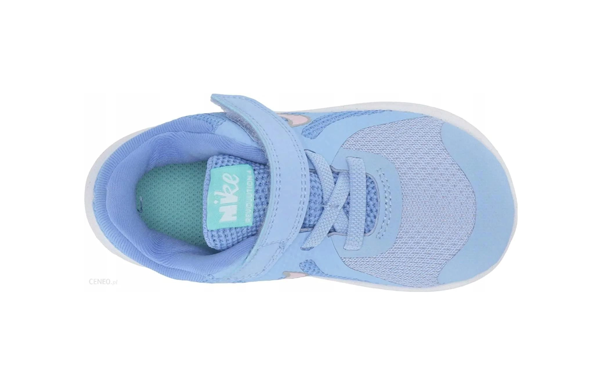 Nike REVOLUTION 4