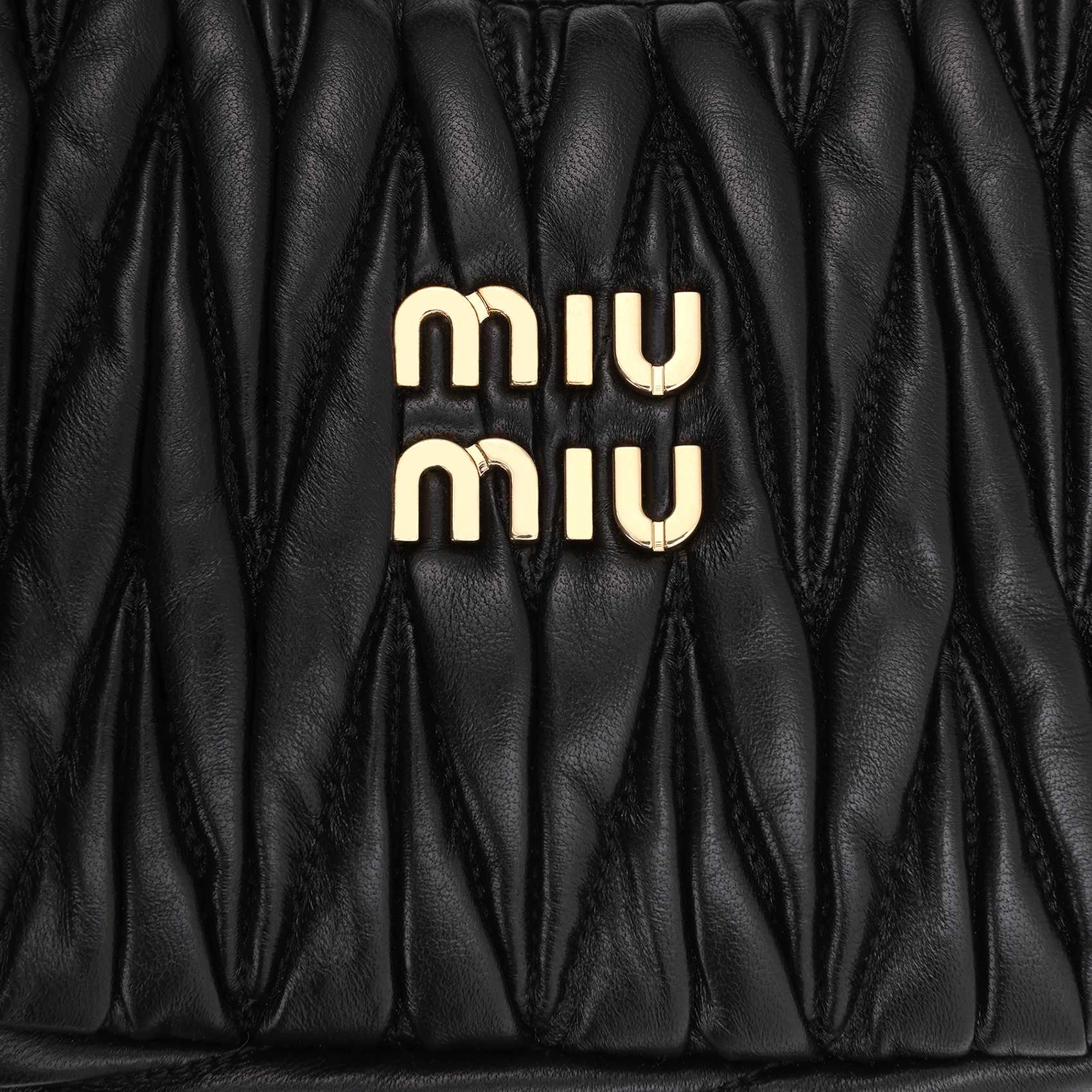MIU MIU Matelass Hobo