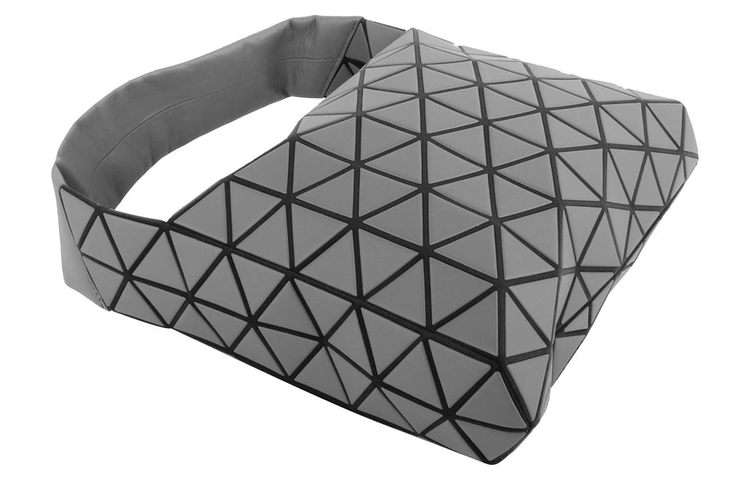 ISSEY MIYAKE Baguette