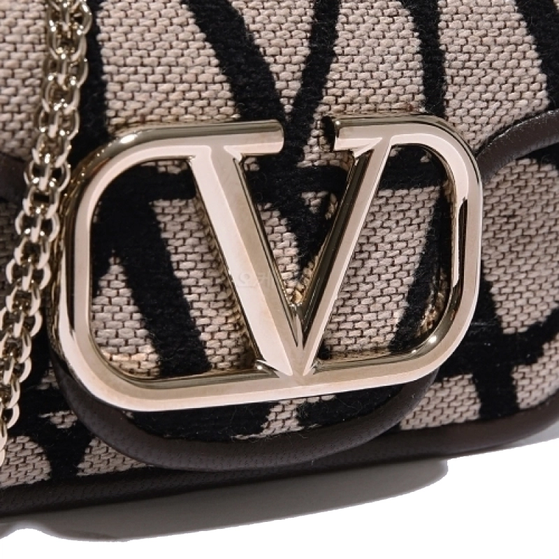 Valentino V