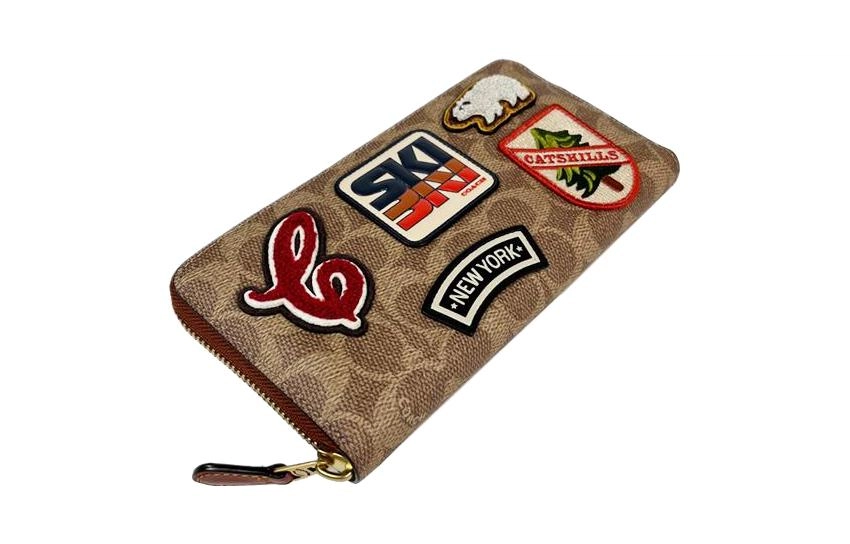 COACH Accordion Zip 20