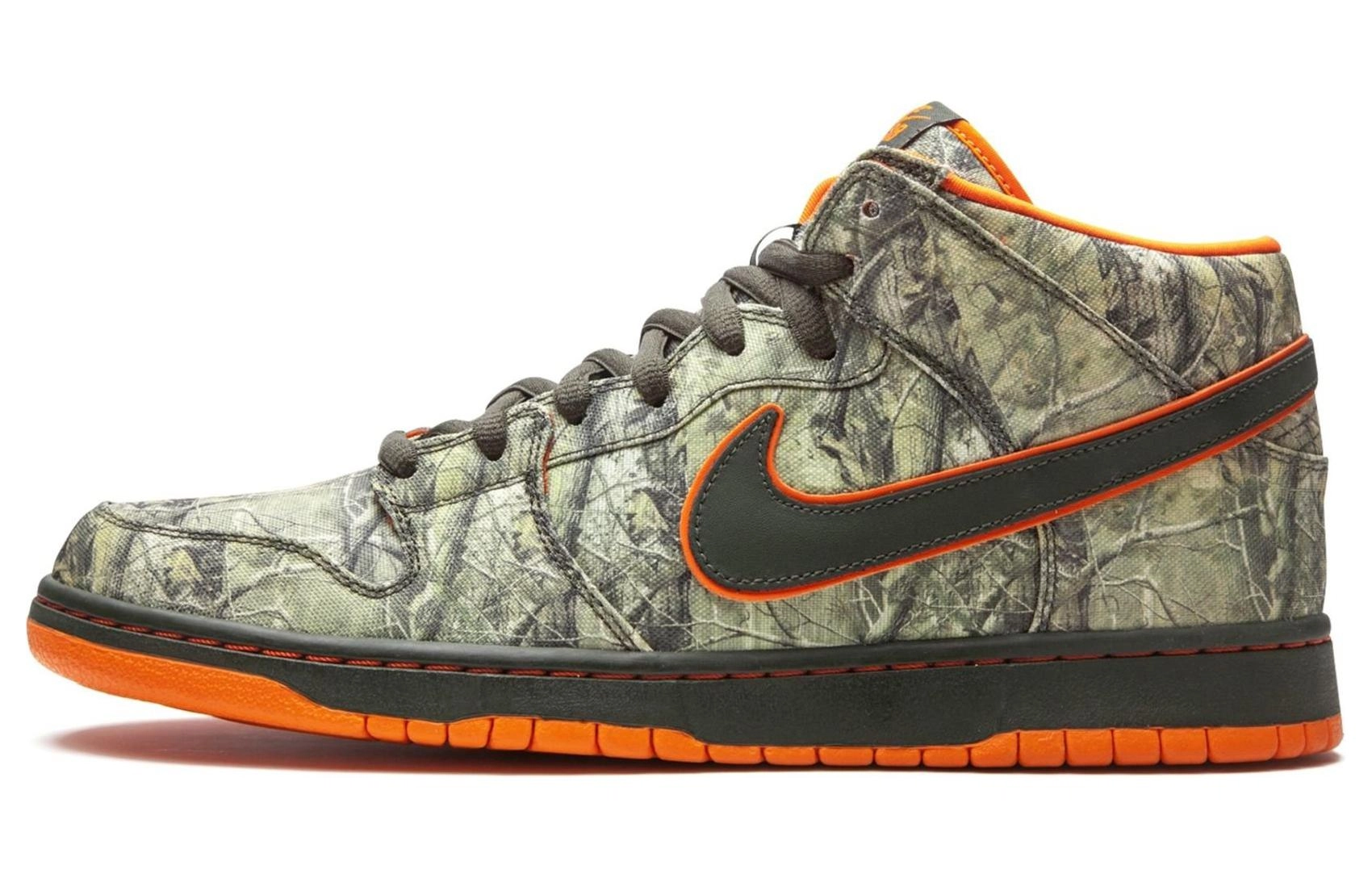 Nike Dunk SB Real Tree Camo
