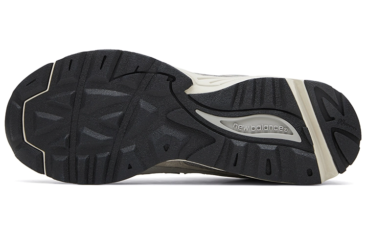 New Balance NB 878