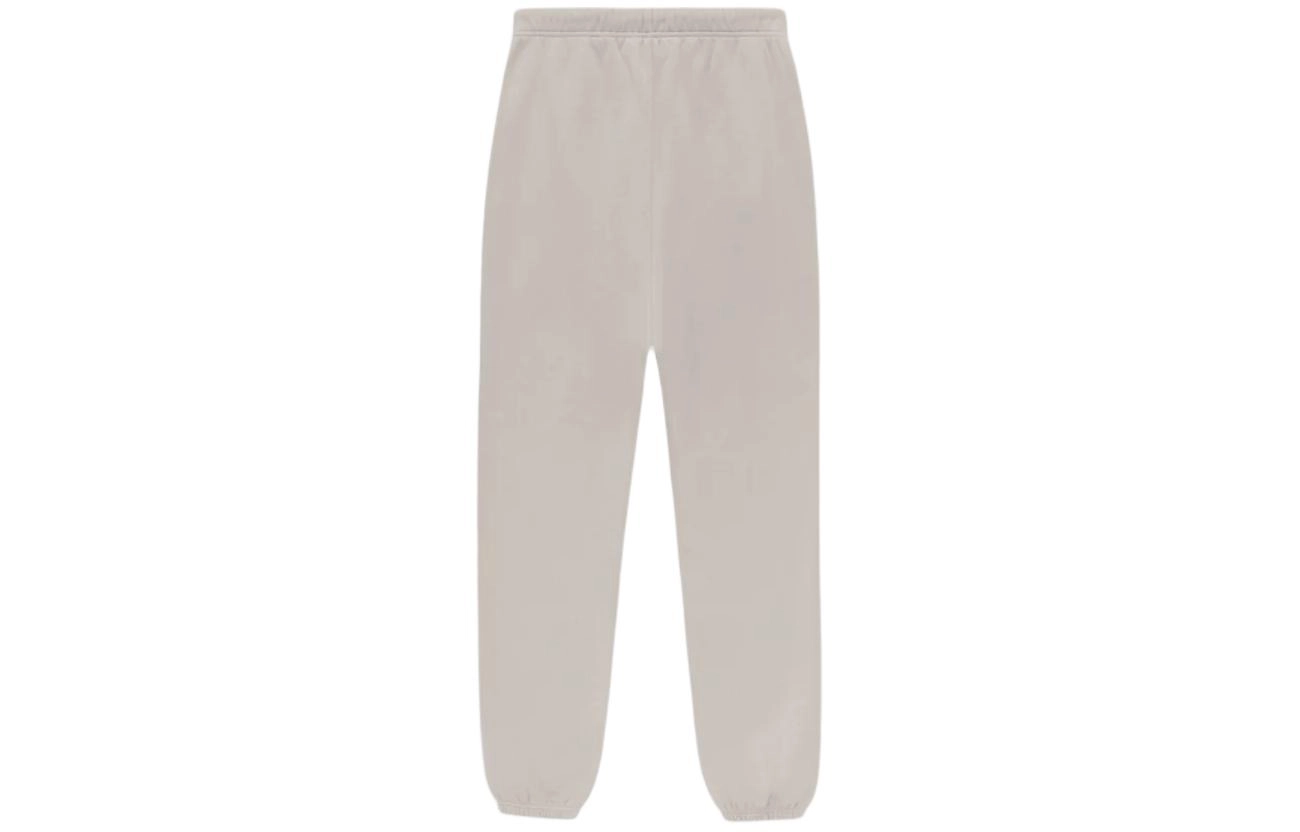 Fear of God Essentials FW23 weatpant Silver Cloud