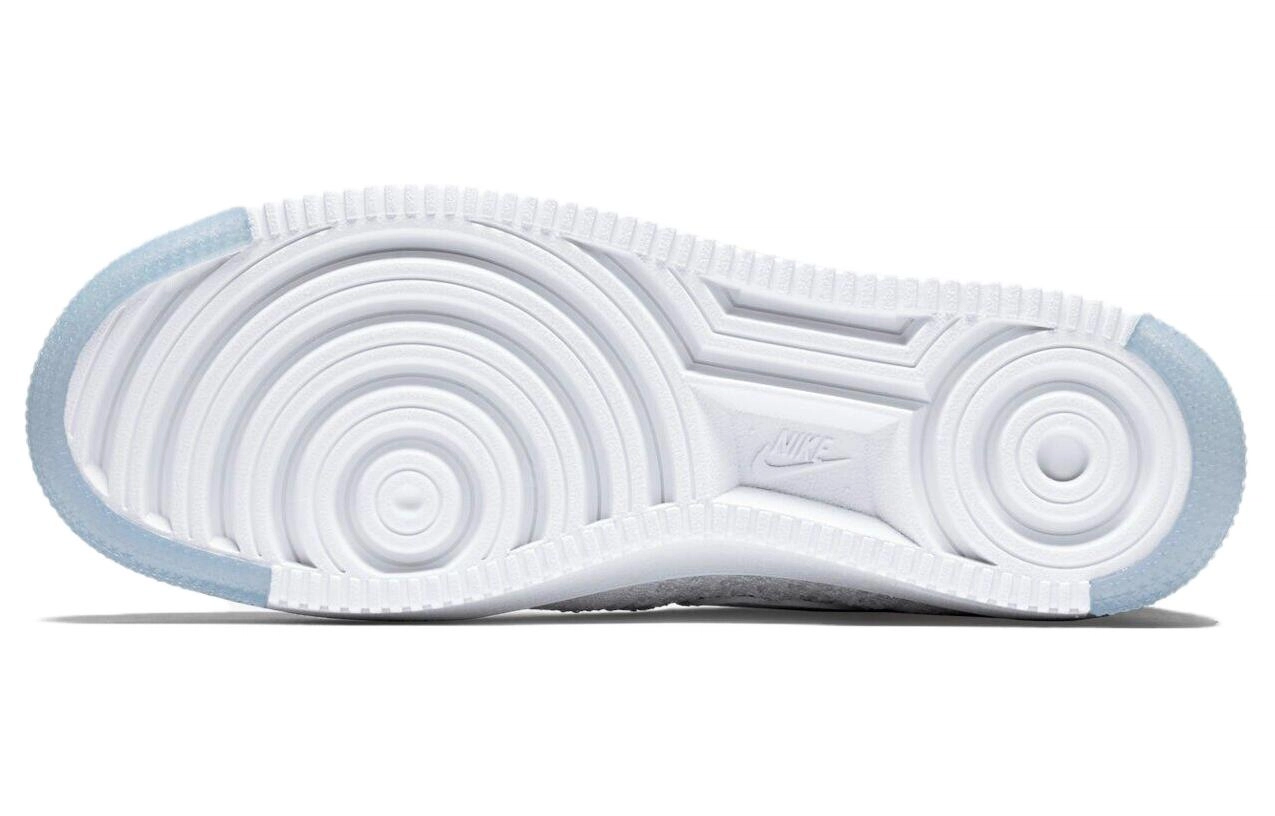 Nike Air Force 1 Flyknit Triple White