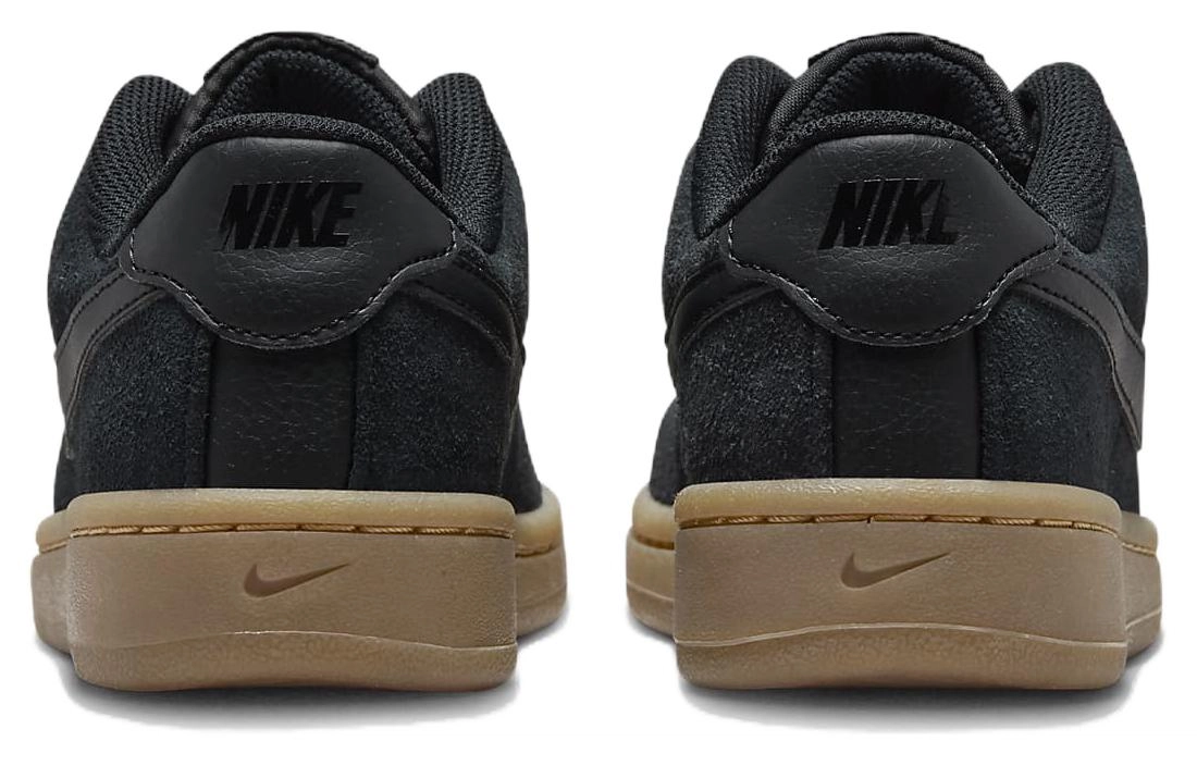Nike Court Royale 2