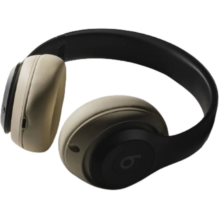 beats stussy Studio Pro