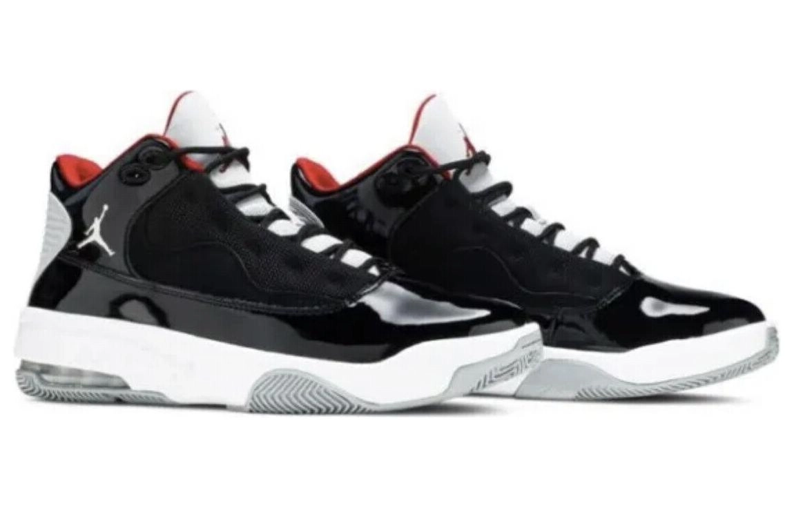 Jordan Max Aura 2