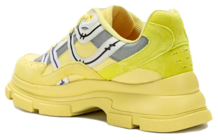 both Gao Eva RUNNER