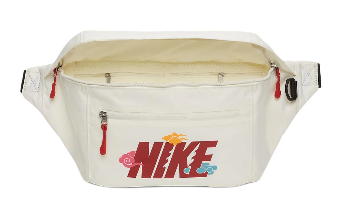 Nike ELEMENTAL Logo