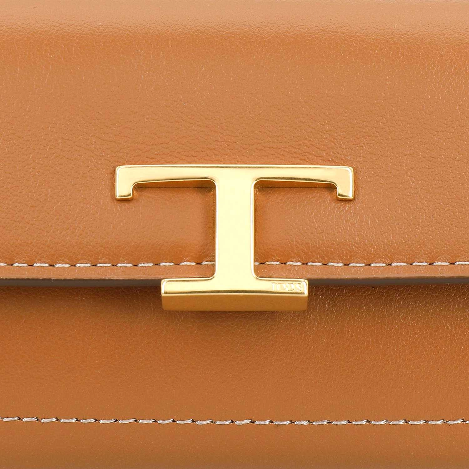TOD'S