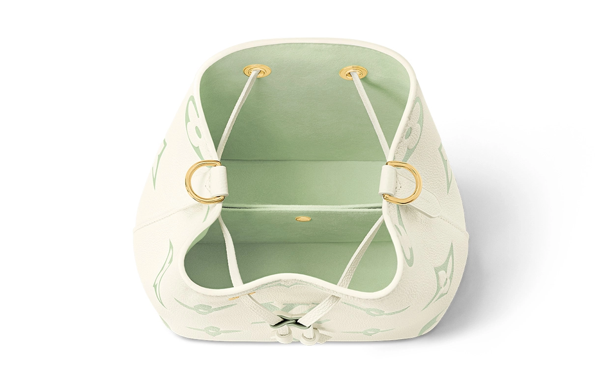 LOUIS VUITTON Neo Noe BB