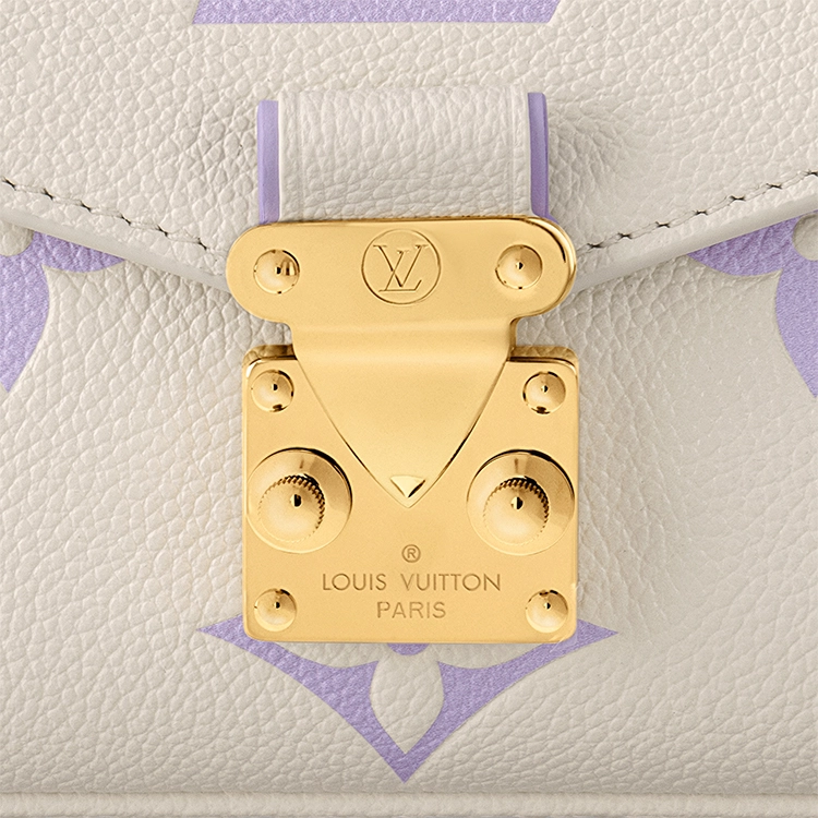 LOUIS VUITTON Pochette Metis EW S