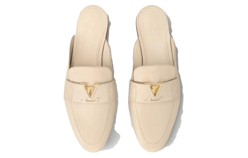 LOUIS VUITTON Capri