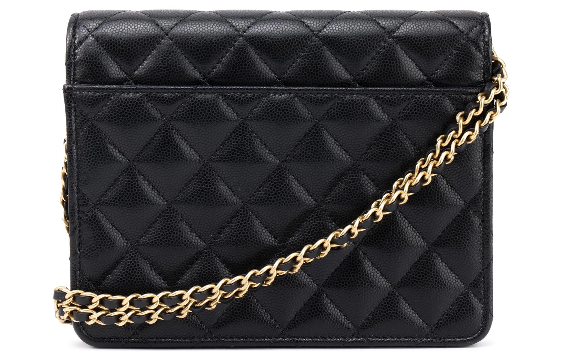 CHANEL WOC