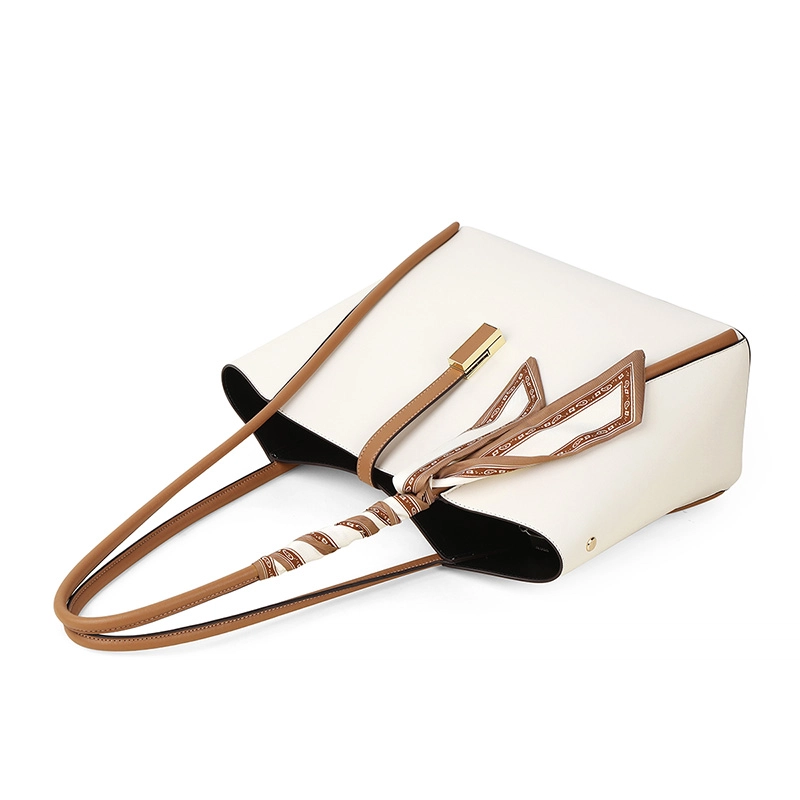 L'ALPINA Tote