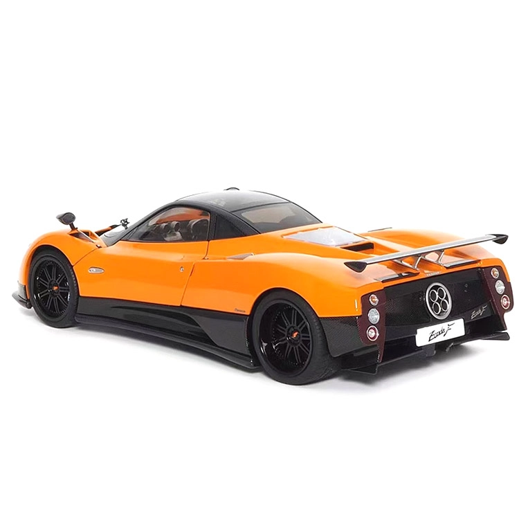 Almost Real 118 Zonda F 2005