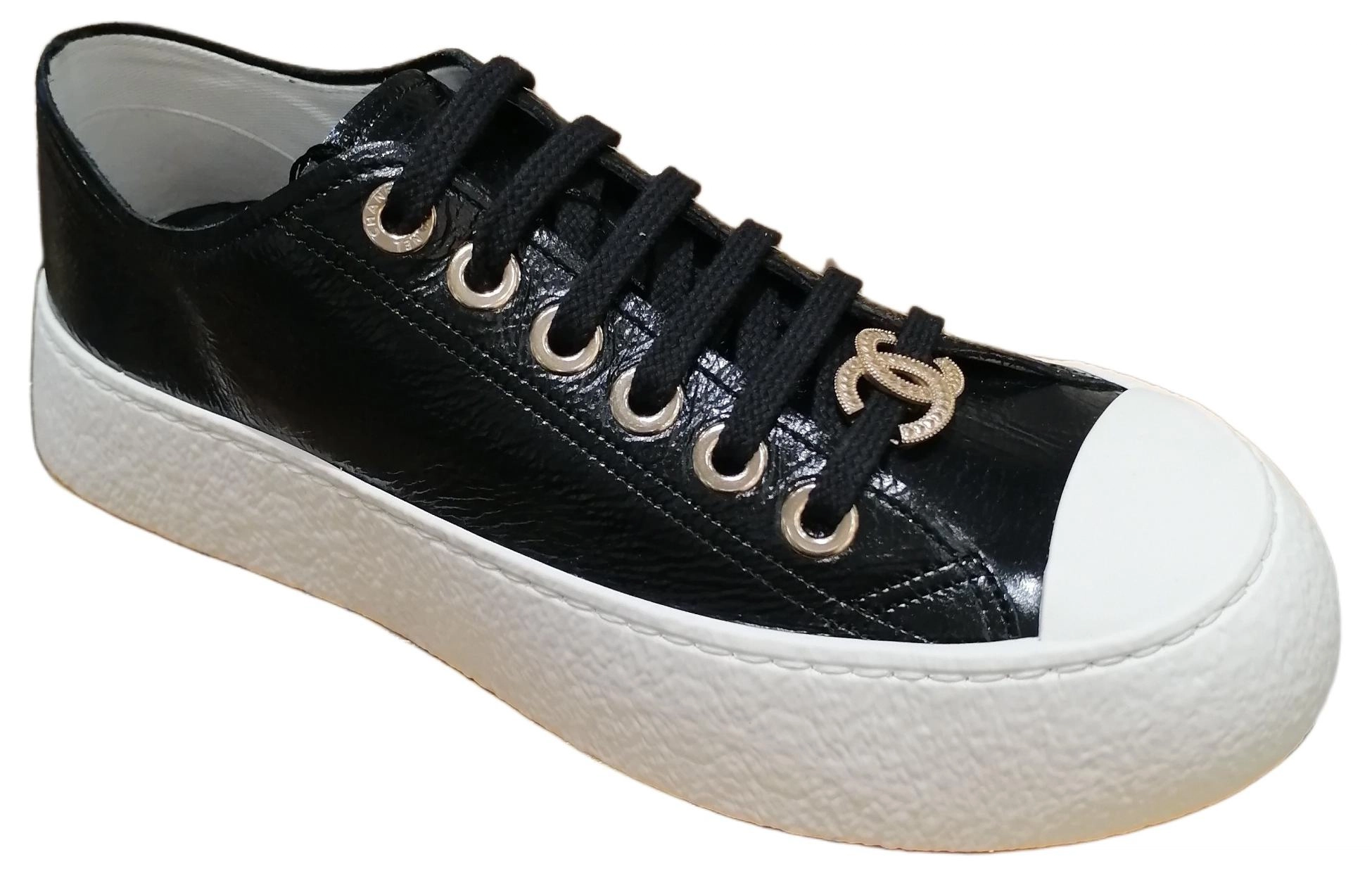 CHANEL 24P