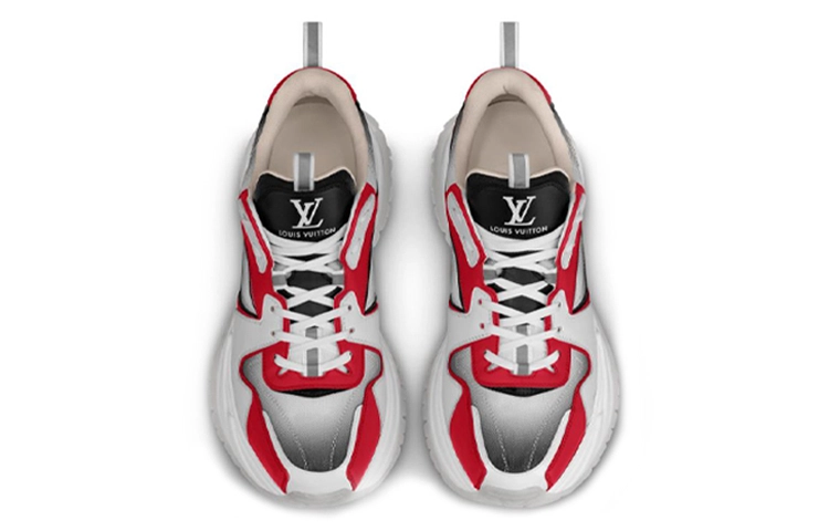 LOUIS VUITTON Run Away Pulse