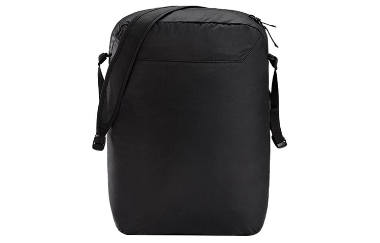 Arcteryx HELIAD 12L Logo