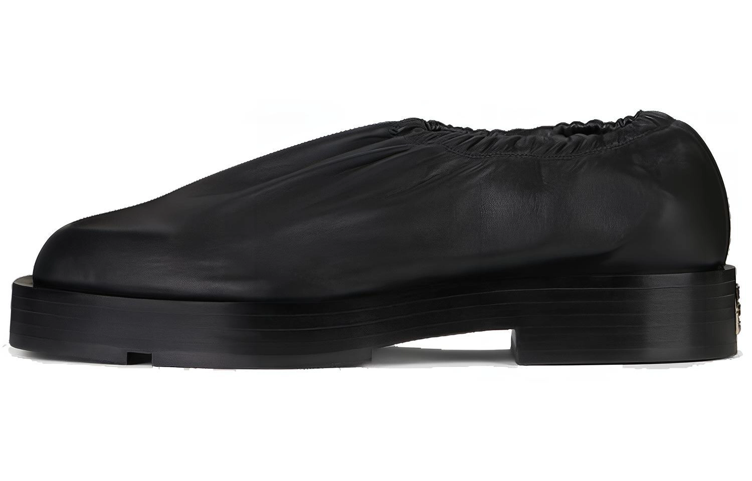 GIVENCHY