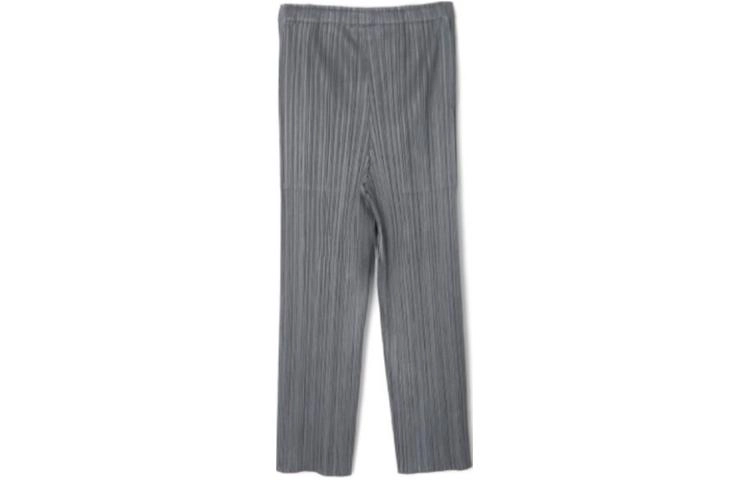 PLEATS PLEASE ISSEY MIYAKE