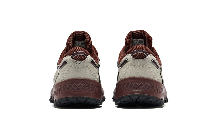 Saucony Grid Peak