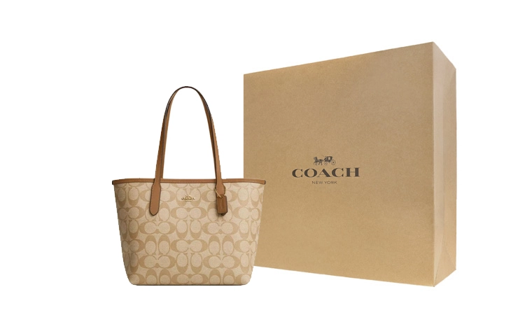 COACH City 23 Logo Tote