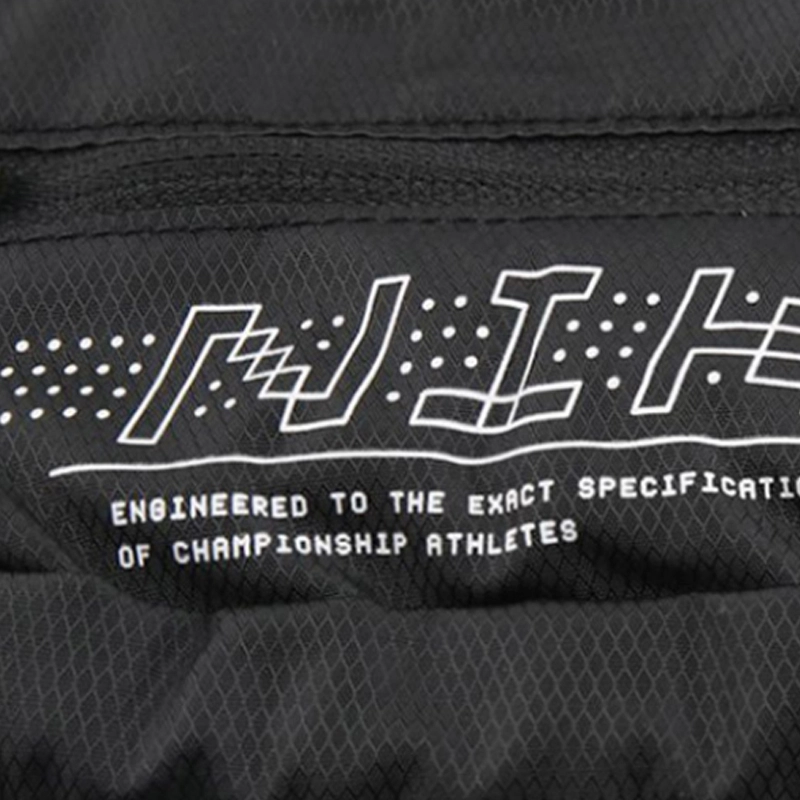 Nike Graphic 2.0