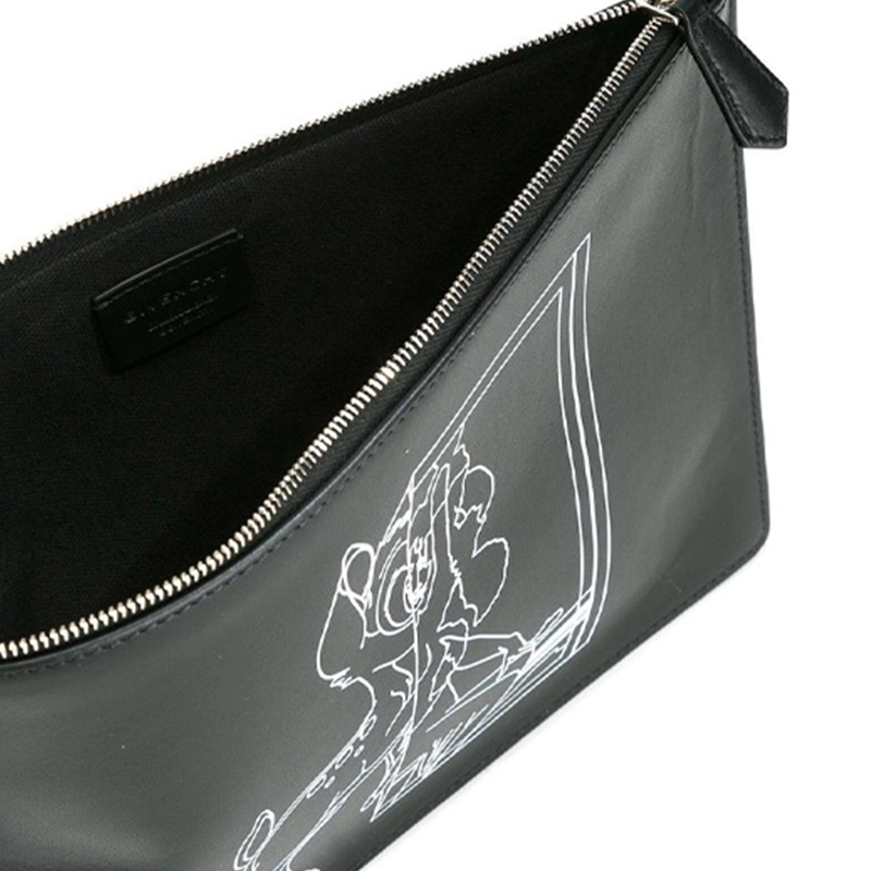 GIVENCHY