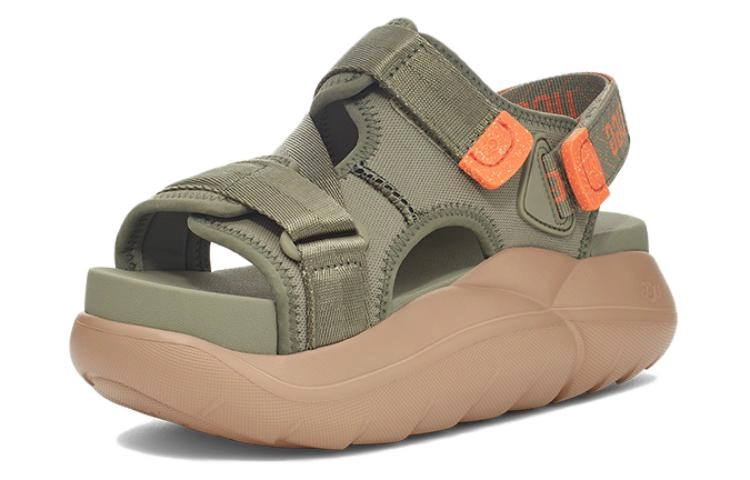 UGG