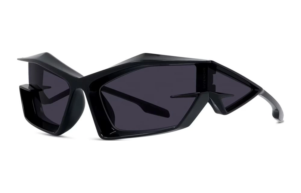 GIVENCHY