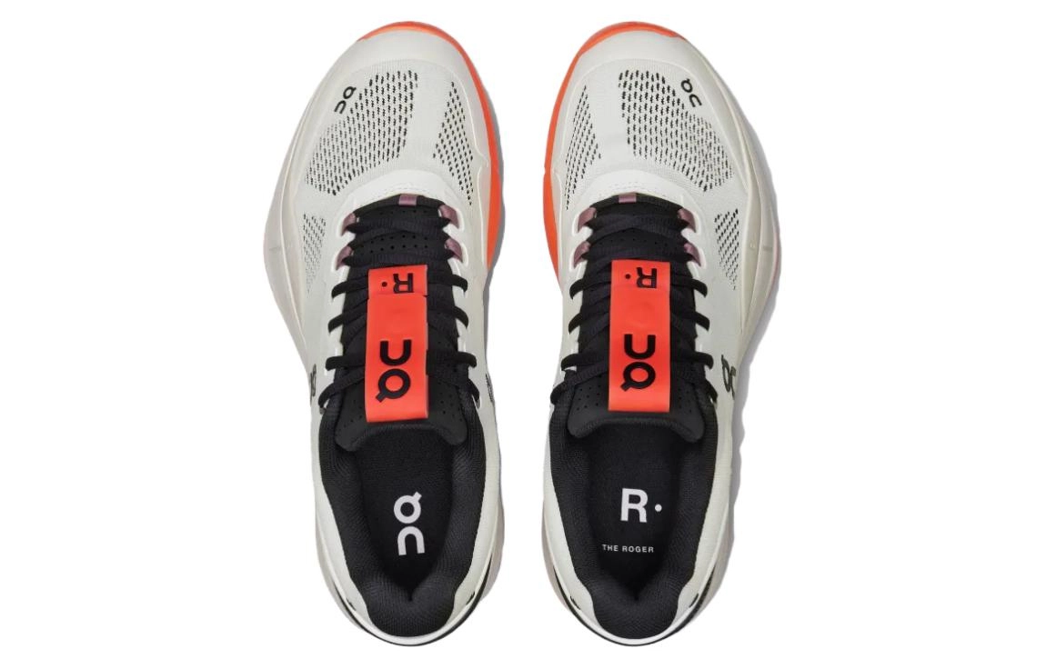 x On THE ROGER Clay
